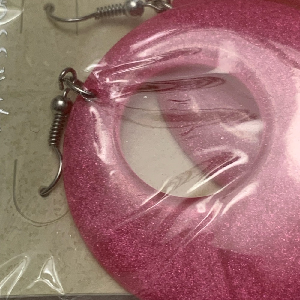 Pink Earring - Picture 4 of 4
